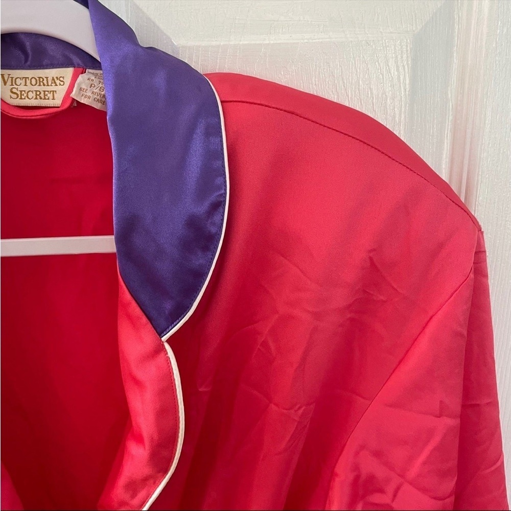 Vintage Gold Tag Victorias Secret Red and Purple Robe - SMALL